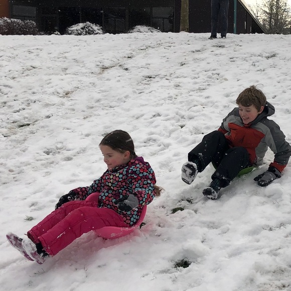 Meet your Posher, Jessica - Picture 2 of 4